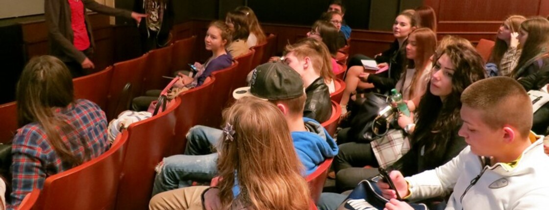 Im Theater Akzent